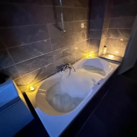 One Bedroom Homestay Brussels